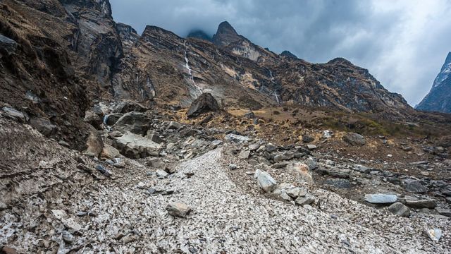 A study has linked larger and frequent landslides in high mountains of Asia to retreat of glaciers