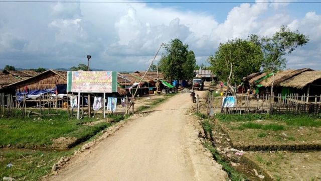 စစ်ဘေးရှောင်ဒုက္ခသည် ထောင်နဲ့ချီခိုလှုံနေကြတဲ့ တိမ်ညိုကျေးရွာ ဒုက္ခသည်စခန်း