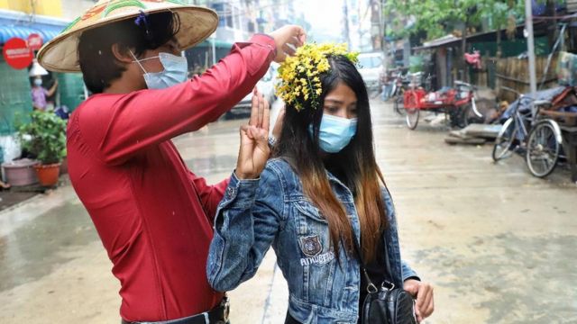 ၂ နှစ်ဆက်ပြီး သင်္ကြန်ပွဲပျက်