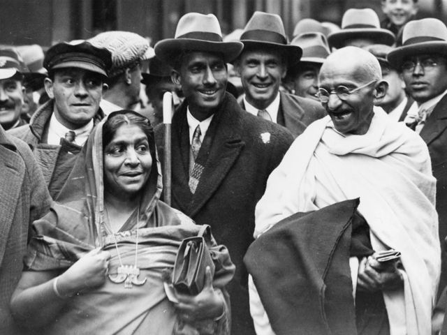 सरोजिनी नायडू, महात्मा गांधी
