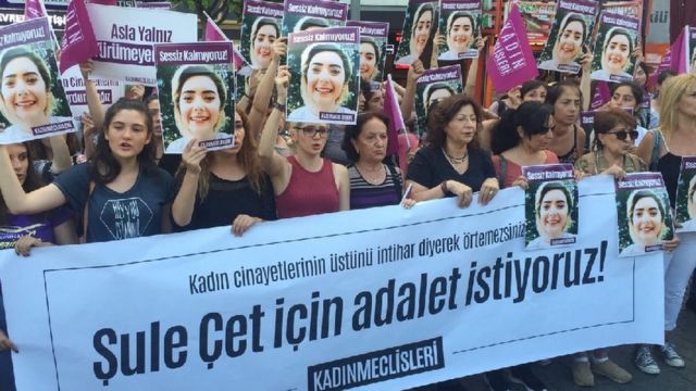 Şule Çet