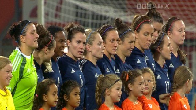Sgioba na h-Alba a' feuchainn air Euro 2017