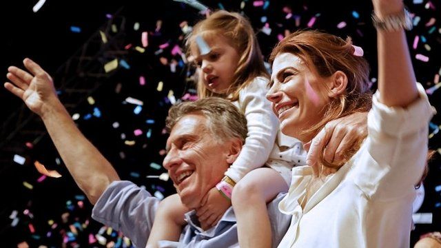 Mauricio Macri celebrates with family