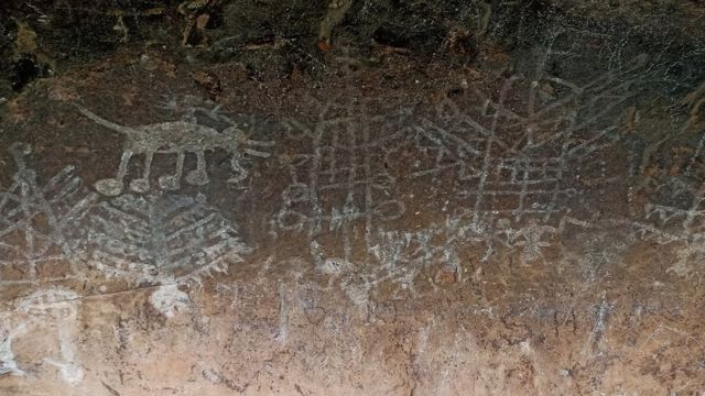 குமிட்டிபதி குகை ஓவியங்கள்