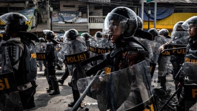 Polisi
