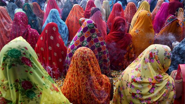 印度人口普查一直显示人口中男子比例高于女子，但官方最新对63万人调查后推算出的数据相反。(photo:BBC)