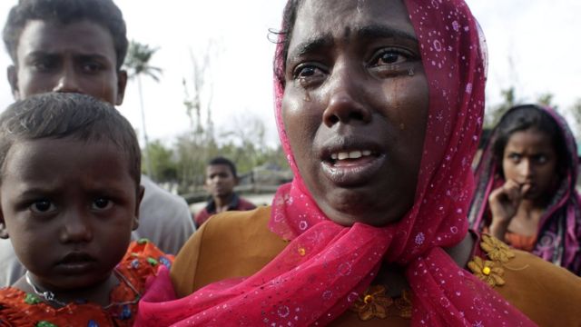 先週以来、バングラデシュに逃れてくるロヒンギャの数は3倍に達した