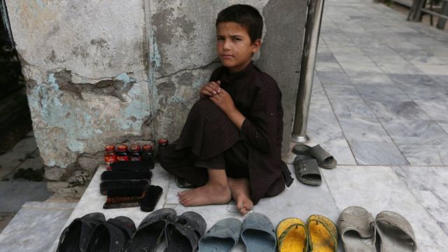 Niño afgano