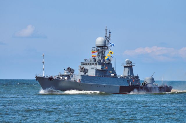 مدمرة روسية في بحر البلطيق