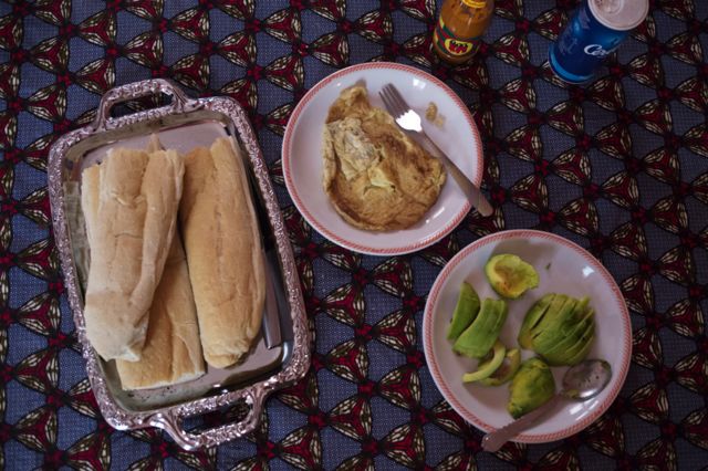 Bread with eggs for breakfast. Bamako, Mali, 5 February 2019.