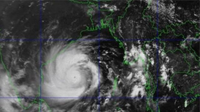 স্যাটেলাইট চিত্রে ঘূর্ণিঝড় আম্পানের বর্তমান অবস্থান