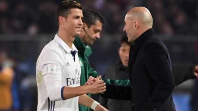 Cristiano Ronaldo wa Real Madrid ari kumwe n'umumenyereza Zinedine Zidane