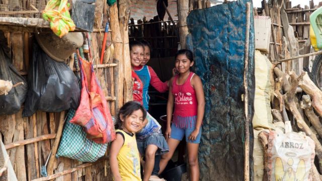 Barrio pobre en Perú