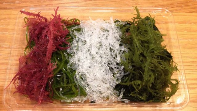 Японский салат из водорослей