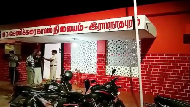 போலீஸ் நிலையம்.