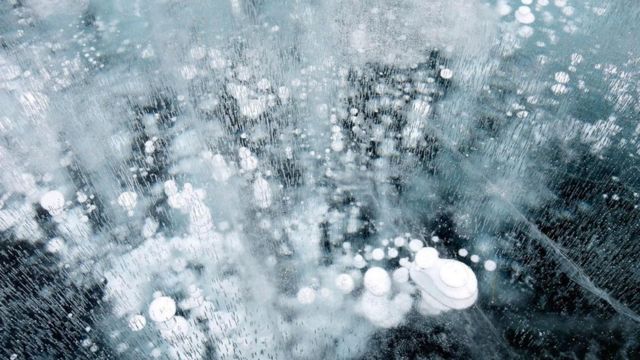 Hielo inflamable