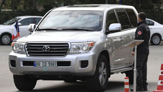 büyükelçilik aracı