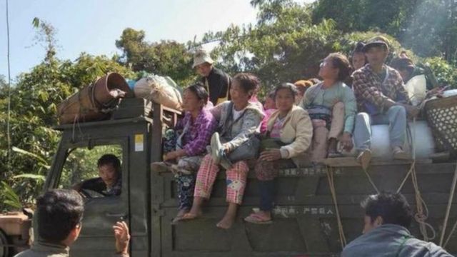တိုက်ပွဲတွေကြောင့် ထွက်ပြေးပြောင်းရွှေ့ရတဲ့ ကချင်ဒေသခံတွေ