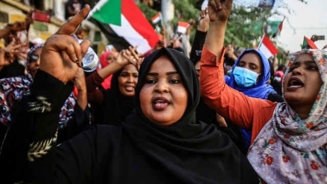 المرأة السودانية كان لها دور بارز في حركة الاحتجاجات