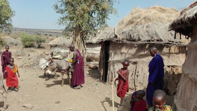 Ubworozi ni bwo butuma Bwana Laibon agaburira umuryango we