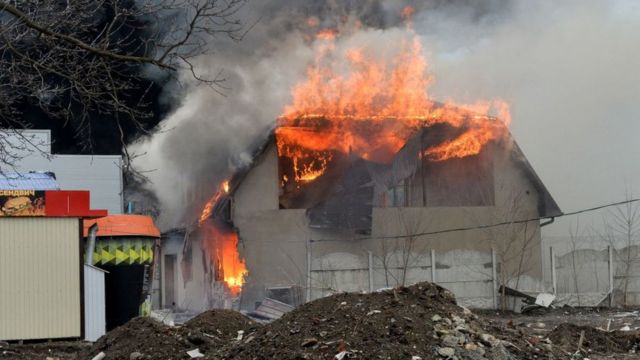 Casa bruciata a Kharkiv