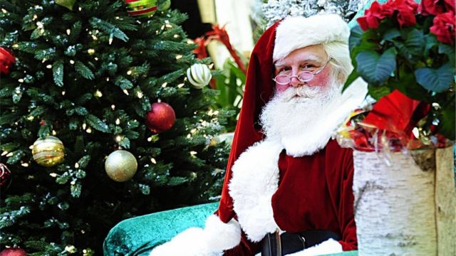 Early Christmas: Dem don find Santa Claus for Turkey? - BBC News Pidgin