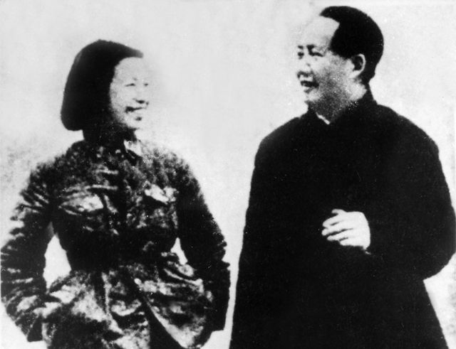 Jiang Qing y Mao Zedong en los años 1940