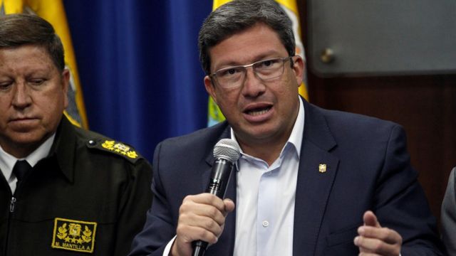 Ministro del Interior de Ecuador, César Navas.