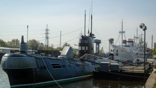 Kapal di pelabuhan Kaliningrad.