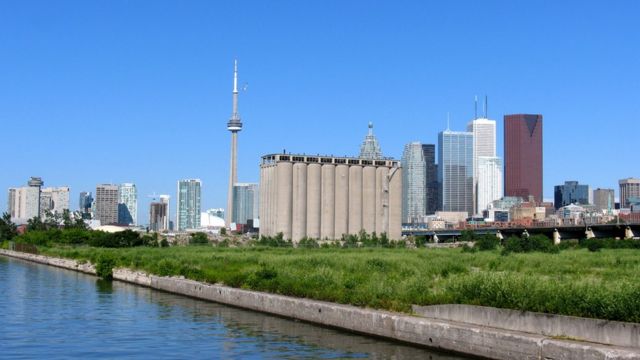 Zona portuaria de Toronto