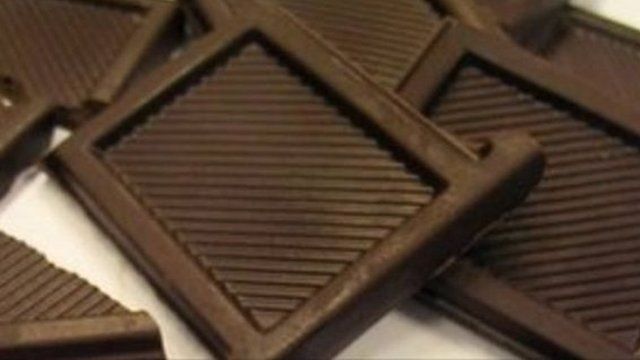 每天吃2块黑巧克力有益健康。(photo:BBC)