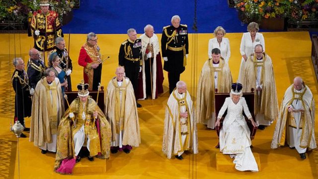Коронация Карла III в фотографиях - BBC News Русская служба