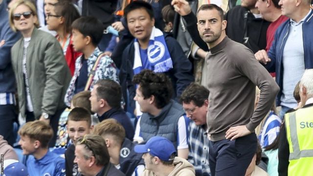 Ruben Selles: Reading boss urges restless fans to get behind the team ahead  of League One season - BBC Sport