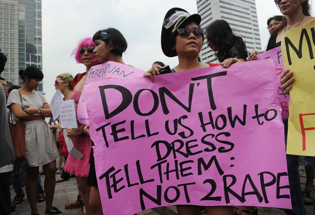 Protesta contra violaciones en Indonesia