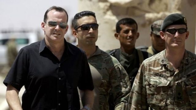آقای مک‌گورت بر ادامه حضور نیروهای نظامی در شمال شرق سوریه در کنار متحدان عمدتا کرد ایالات متحده در جنگ علیه گروه موسوم به دولت اسلامی (داعش) تاکید داشت