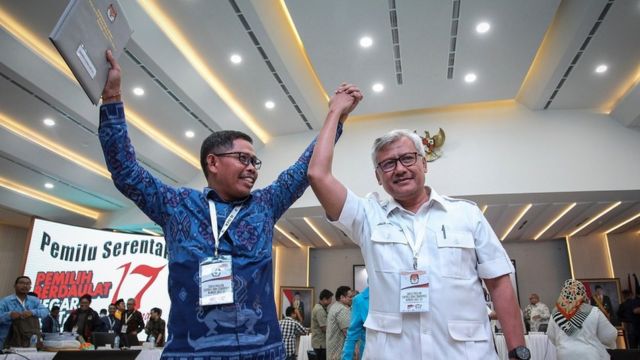 Kpu Hasil Pilpres 2019 Dengan Joko Widodo Ma Ruf Amin Menang 55 50 Prabowo Subianto Sandiaga Uno 44 50 Suara Bbc News Indonesia