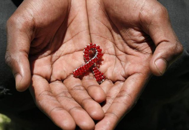 En Afrique du Sud, une enfant née séropositive a pu vivre sans traitement pendant plus de 8 ans.