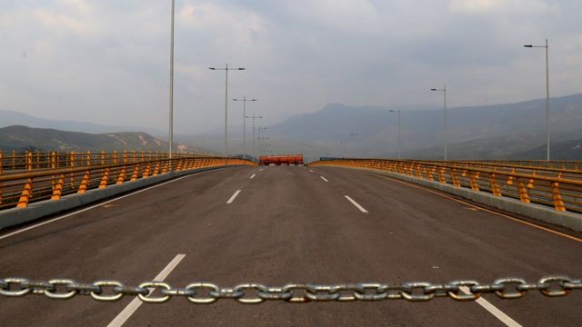 Puente de Tienditas