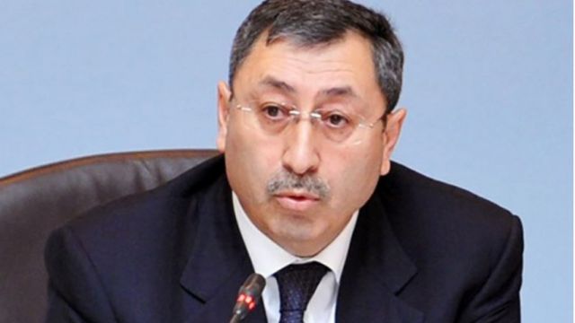 Xələf Xələfov XİN müavini vəzifəsindən çıxarıldı - BBC News Azərbaycanca