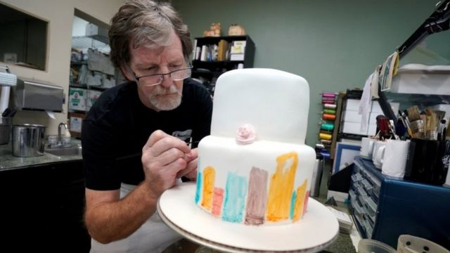 Us Supreme Court Questions Bias In Gay Wedding Cake Case Bbc News