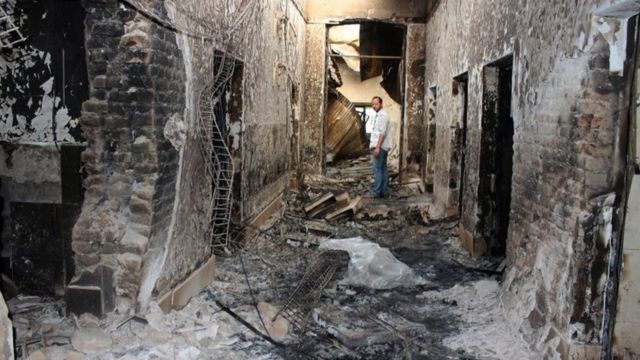 米戦闘機はMSF運営の病院に対して25分間で211回砲撃した
