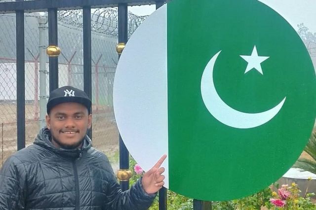 தமிழ் டிரெக்கர் புவனி தரன்