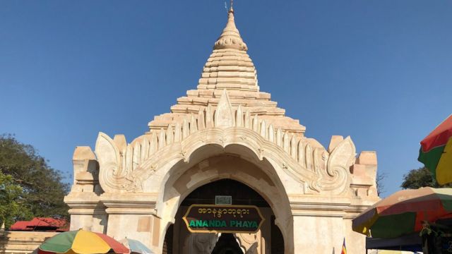 အာဏာပိုင်တွေက အာနန္ဒာဘုရားကြီးရဲ့ နံရံဆေးရေး ပန်းချီတွေပေါ် ထုံးသုတ်ခဲ့