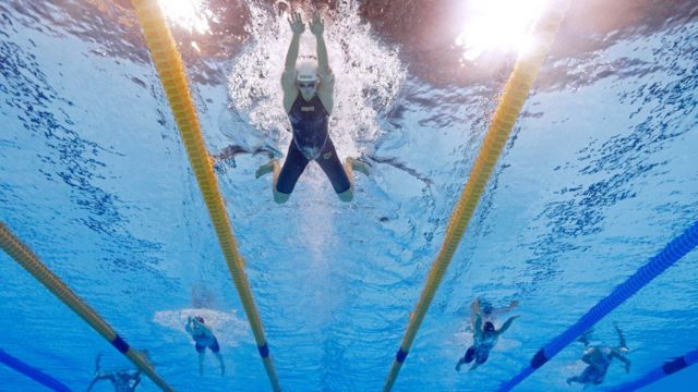 Katinka Hosszu en la final de los 400 metros combinados de Río 2016.