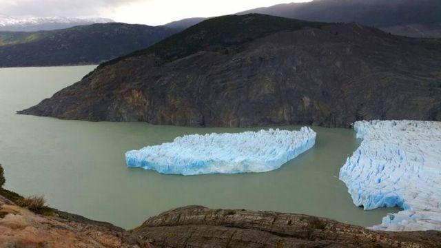 El desprendimiento en el glaciar Grey