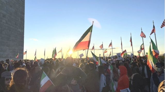 یکی از تجمع های ایرانیان آمریکا در واشنگتن - عکس از توییتر الی ایمانیان