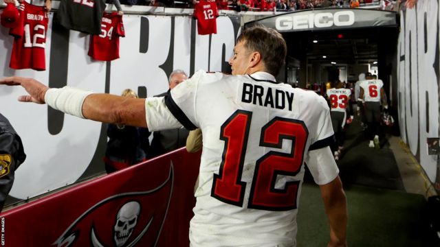 Deflate-gate: Tom Brady 'damaged integrity' of NFL - BBC Sport