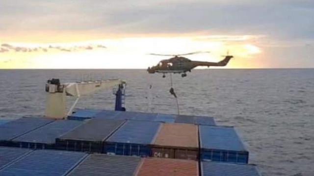 Milli Savunma Bakanlığı gemi personelinin her şeyi kayda aldığını ve şikayette bulunulacağını söylüyor