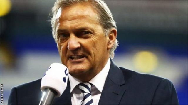 Gary Mabbutt yabaye kapiteni wa Tottenham kuva mu mwaka wa 1987 kugera mu wa 1988, aza no gutwara igikombe cya FA mu mwaka wa 1991