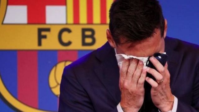 Messi aangua kilio akiaga klabu ya Barcrlona